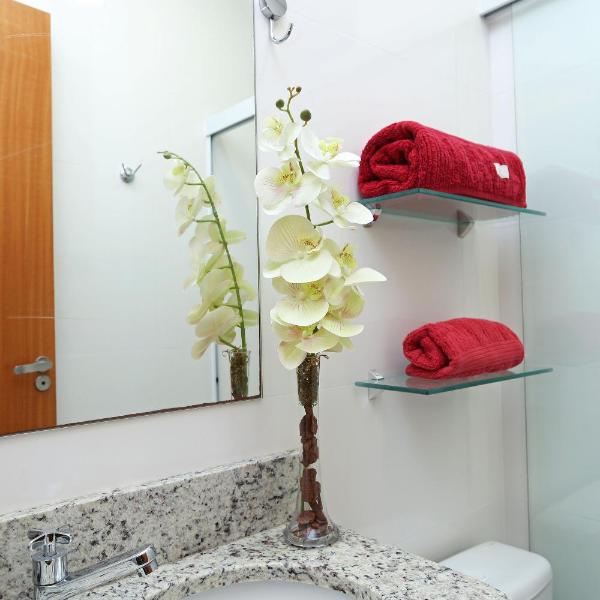 Cobertura Duplex no Campeche Florianópolis, 2 quartos com ar-condicionado, 3 banheiros, WiFi 1Gb, Cozinha completa, Estacionamento, Amplo terraço coberto com churrasqueira - Foto 3