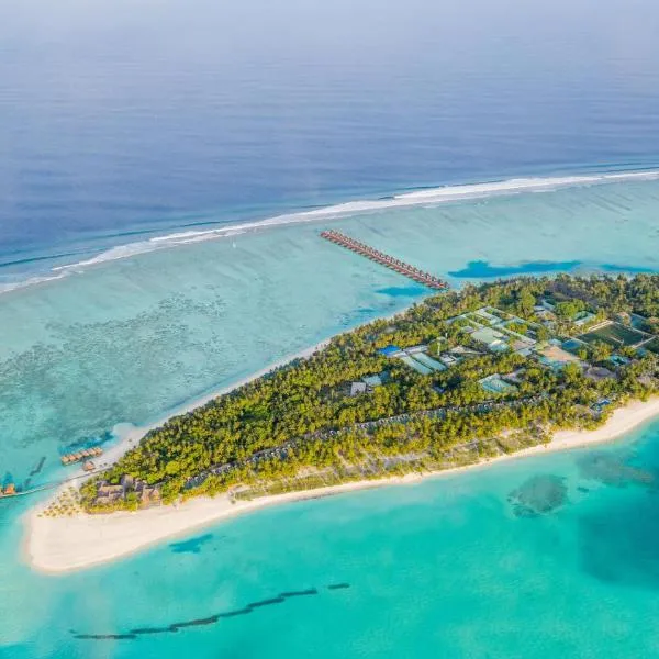 Meeru Maldives Resort Island, hotel em Dhiffushi