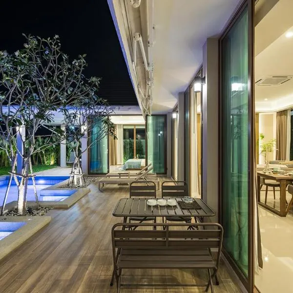 Prime Twilight 4-Bedroom Pool Villa with Mountains, hotel v destinaci Hua Hin