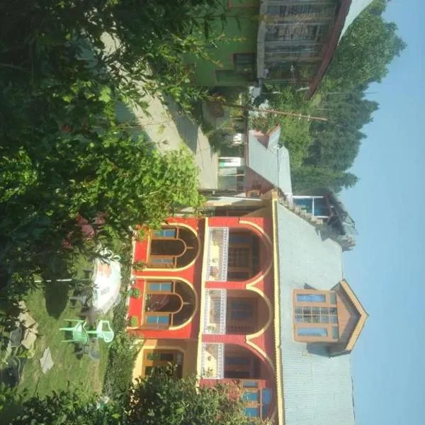 WANI GUEST HOUSE, hotel v destinaci Gulmarg