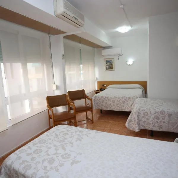 Hotel Cervantes, hotel v destinaci Alicante