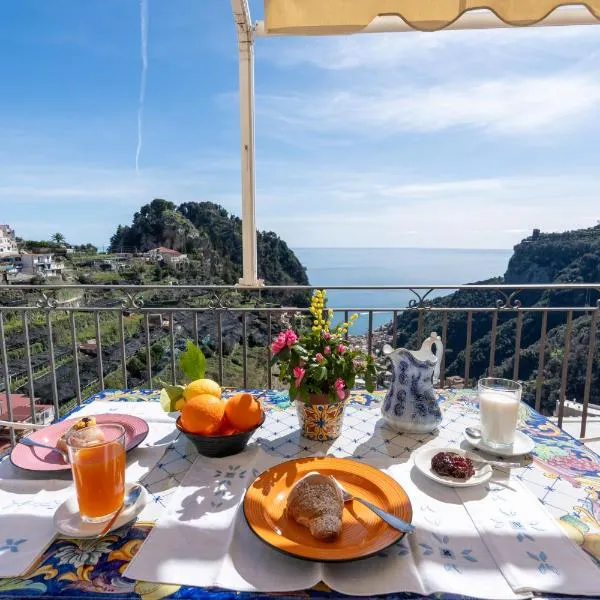 Ferriere Apartment, hotel in Scala