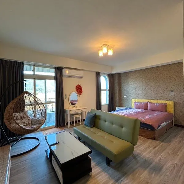 Holiday Homestay, hotel v destinaci Chishang