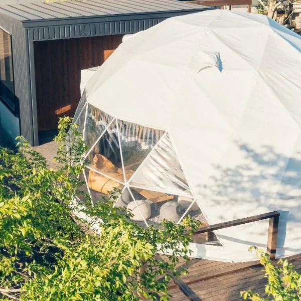 The Village Yufuin Onsen Glamping, hotel v destinaci Jufu