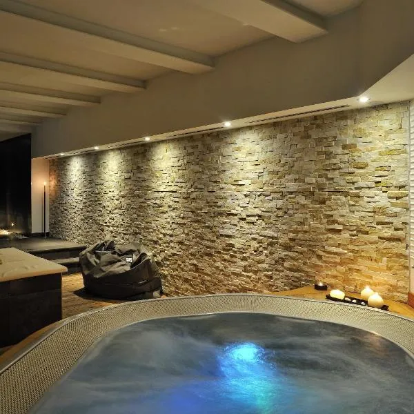 Piccolo Hotel Aurora – hotel w mieście Abbadia San Salvatore