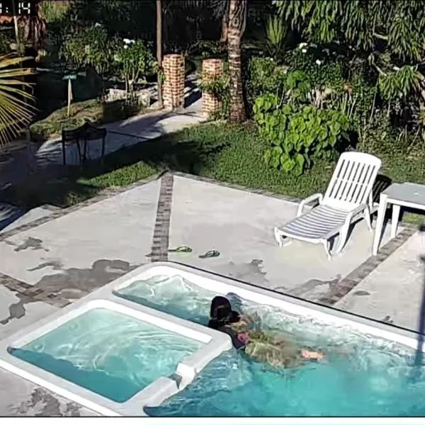 Casa na Praia com Piscina, hotel v destinaci Costa Dourada