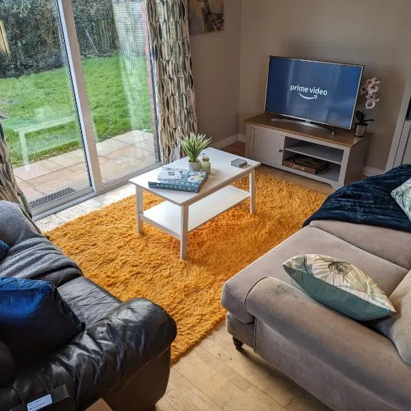 Stunning Riverside Apartment, hotel in Belfast