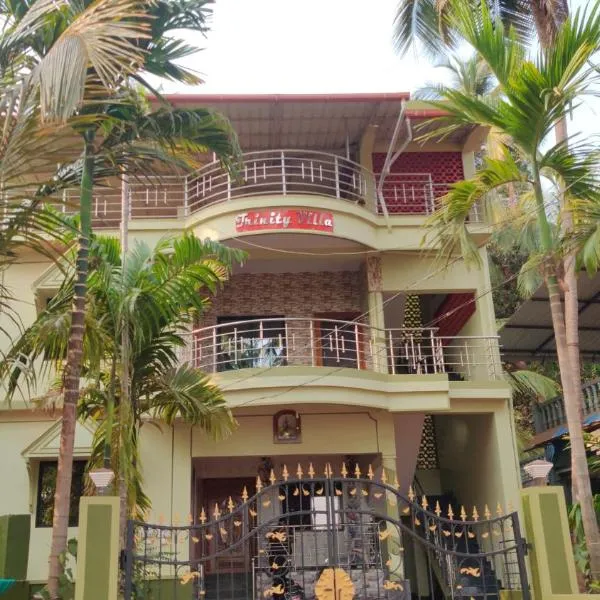 Trinity Villa - Home Stay, hotel u gradu Honāvar