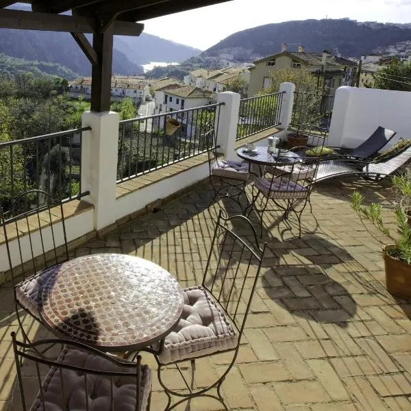 Casa Rural Arroyo de la Greda, hotel u gradu 'Güéjar-Sierra'