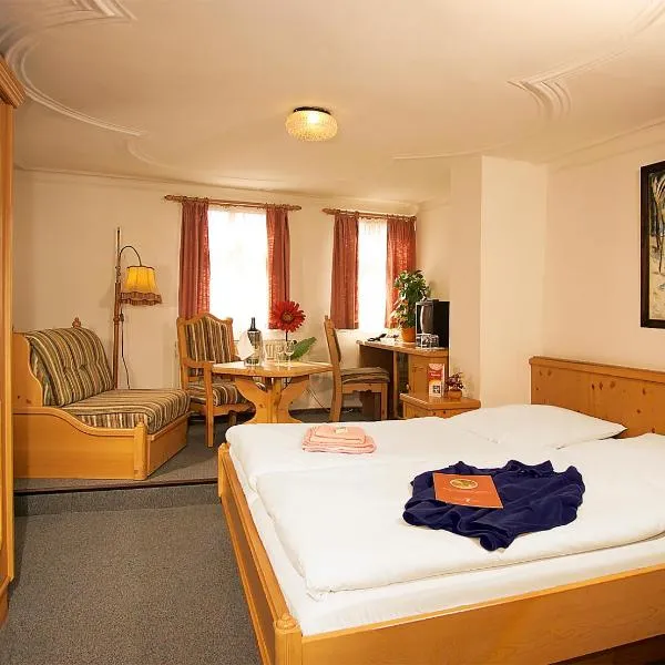 Altdeutsches Gasthaus Roter Hirsch, hotel v destinaci Jena