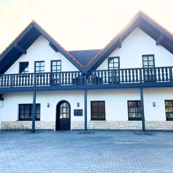 Gästehaus Tönisvorst โรงแรมในTönisvorst