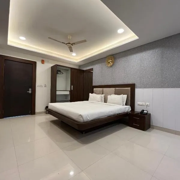 Hotel Shri Radha Nikunj - Opposite Prem Mandir，溫達文的飯店