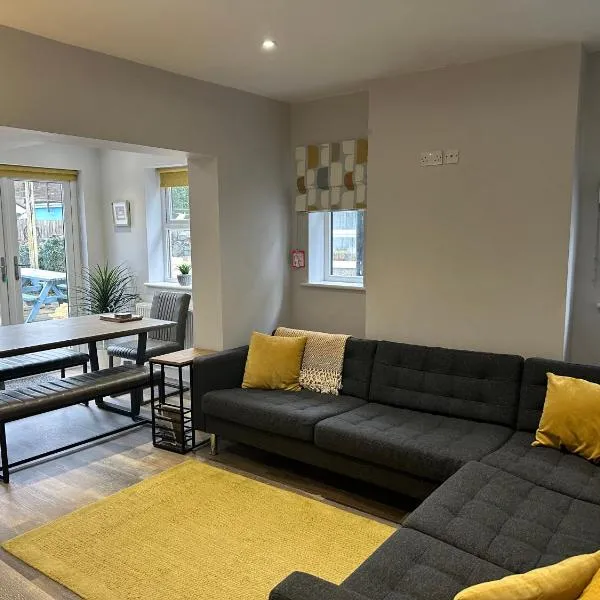 Homely house, foot of Snowdonia with private parking, hotelli kohteessa Llanberis