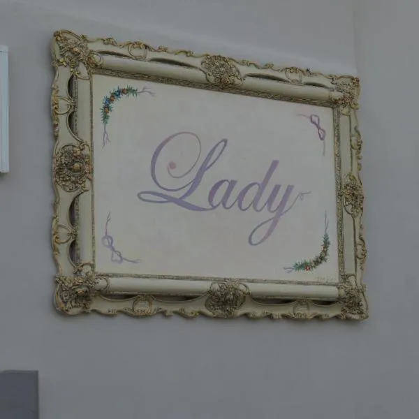 BB Lady, hôtel à Castelvetro di Modena