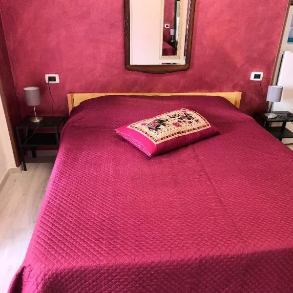levante rooms, hotel in Scalea