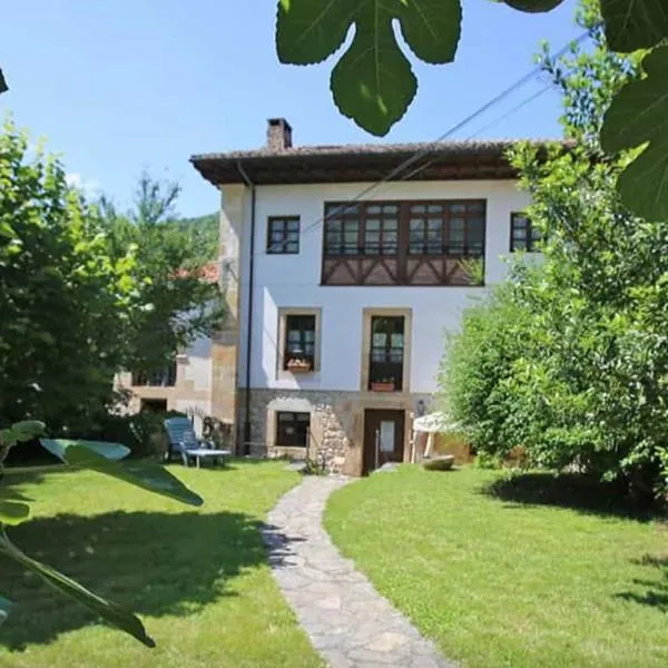Pensión Casa Arenas, hotel in Arenas de Cabrales