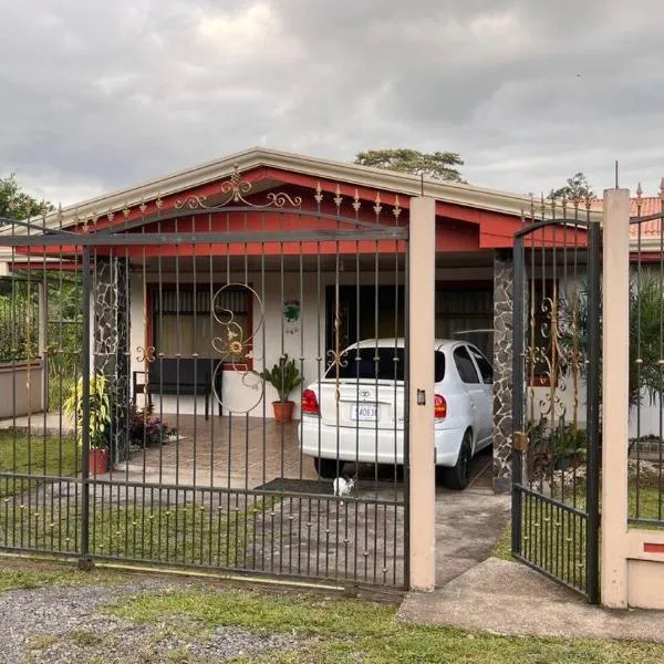 Casa morfo, hotel v destinaci Bijagua