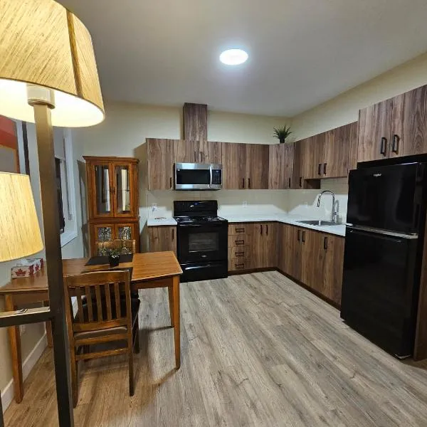 Spacious 2 Bedroom Loft Apt #7, hotel v destinaci Gatineau