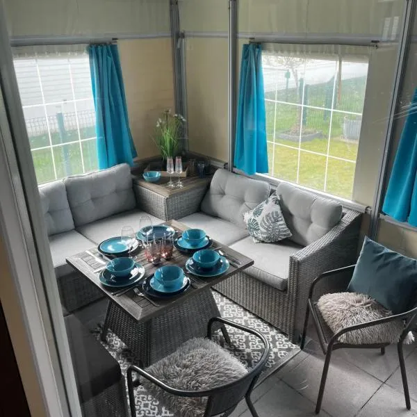 Luxe Stacaravan Albatros - 51, hotel u gradu Bredene