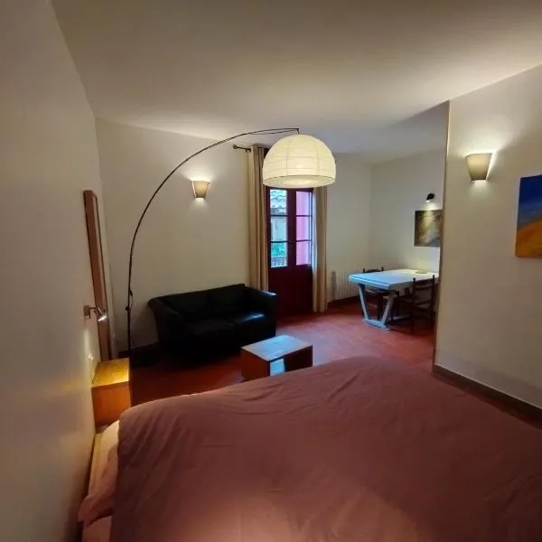 Les Studios de St Guilhem, hotel em Saint-Guilhem-le-Désert