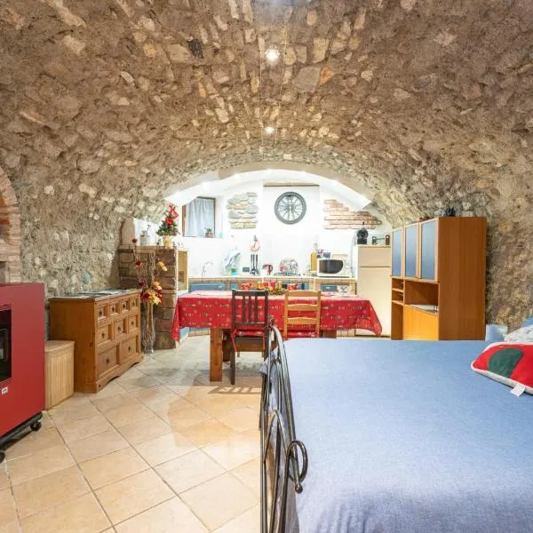 la taverna da Irene, hotel in Roe