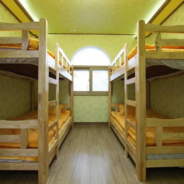 Gyeongju Friend Guesthouse, hotell sihtkohas Gyeongju
