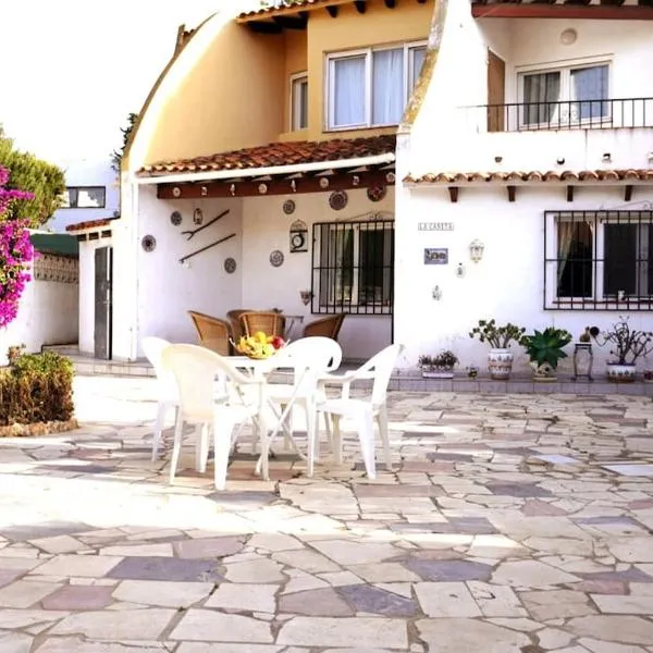 Cozy bungalow in Calpe, hotel en Calpe