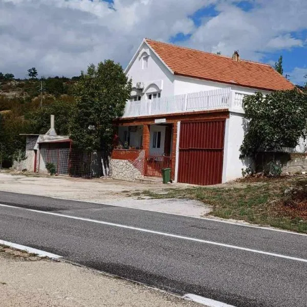 Apartman Ličanka, hotel di Muškovci