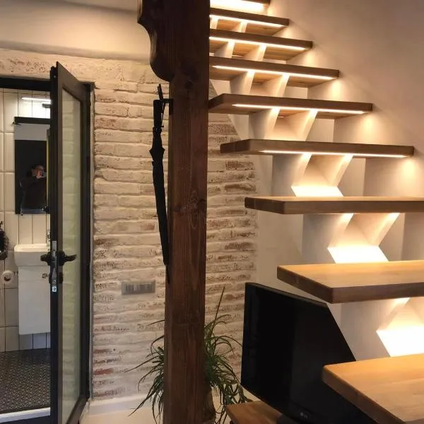 LUXURY STUDIO, hotel in Veliko Tŭrnovo