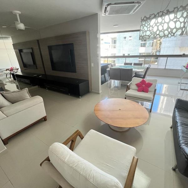 Guarapari Praia - 4 quartos e 2 suítes com ar quiosque 16 - Foto 3
