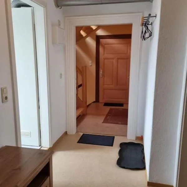 Helle Ferienwohnung Nähe Köthener Altstadt, hotel v destinaci Köthen