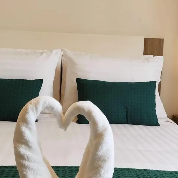 Comfy apt in the heart of Ponta do Sol, hotel in Ponta do Sol