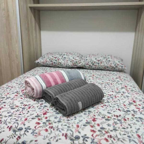 Apartamento inteiro no Bairro Alto Umuarama - Foto 2