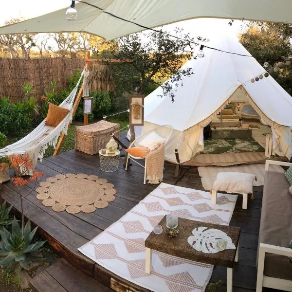 Glamping - La Casa del Piano, hotell i Los Naveros