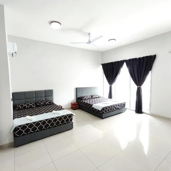Rimbayu Homestay 12 - Quayside Mall - Kota Kemuning, hotel in Teluk Panglima Garang
