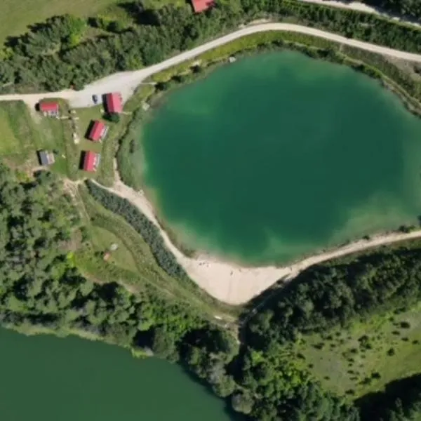 Między Wodami - domki na Mazurach, hotel v destinaci Mikołajki