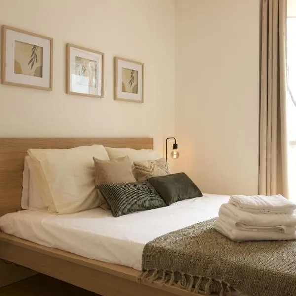 Apartment near the station and city centers, hotel v destinaci Massagno