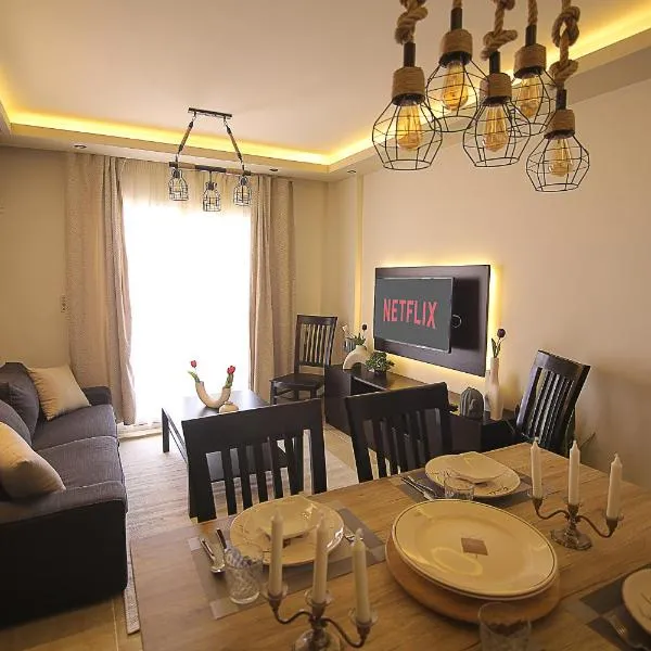 The Clay Studio - 2BR Artistic yet modern Loft located strategically near Shopping Centre and Market, hotel v Kairu