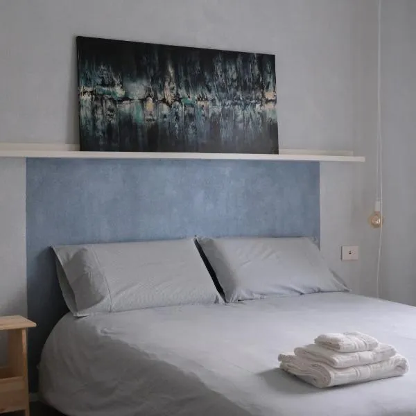 B&B Colori Del Lago, hotel v destinaci Brebbia