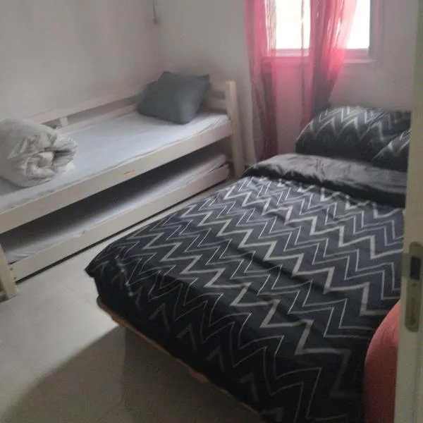 דירת אירוח בקצרין, hotel in Qasrîne