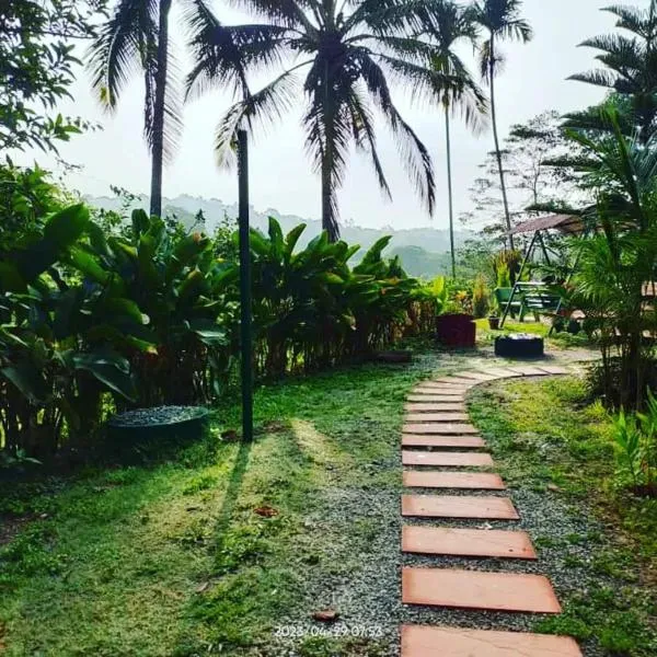 Prakruti Home stay, hotel di Madikeri