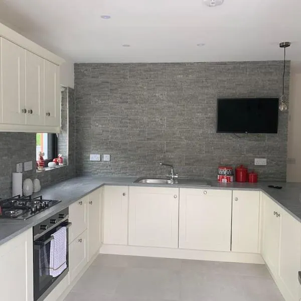 Kells Bay Apartment, hotel en Kells