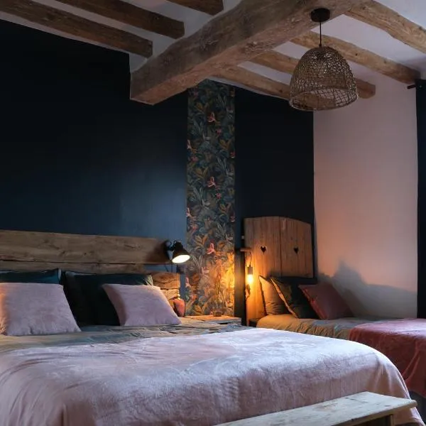 Gite Le Cozy: Le Theil-sur-Huisne şehrinde bir otel