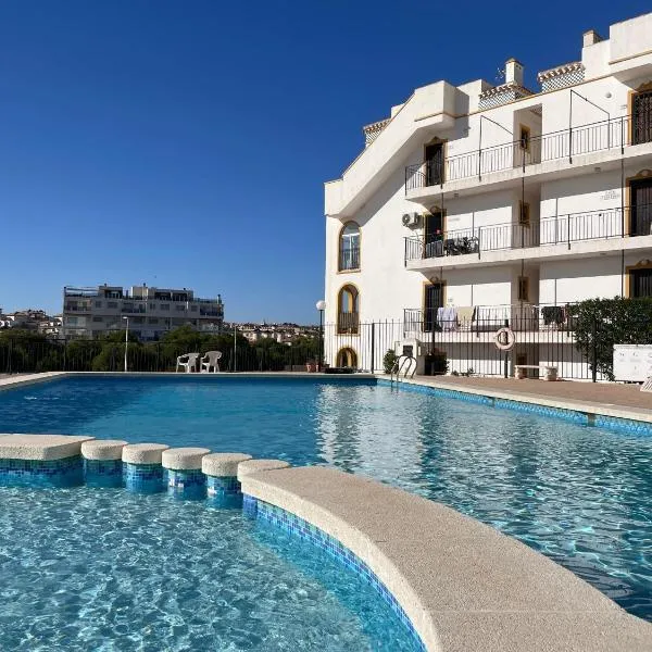 Stunning Molino Blanco La Zenia, hotel in Playas de Orihuela