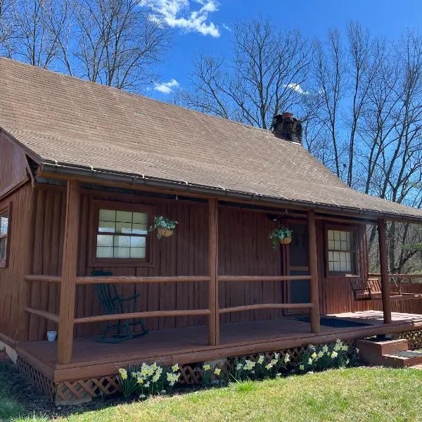 Athens and Albany's Hillside Haven, khách sạn ở Albany