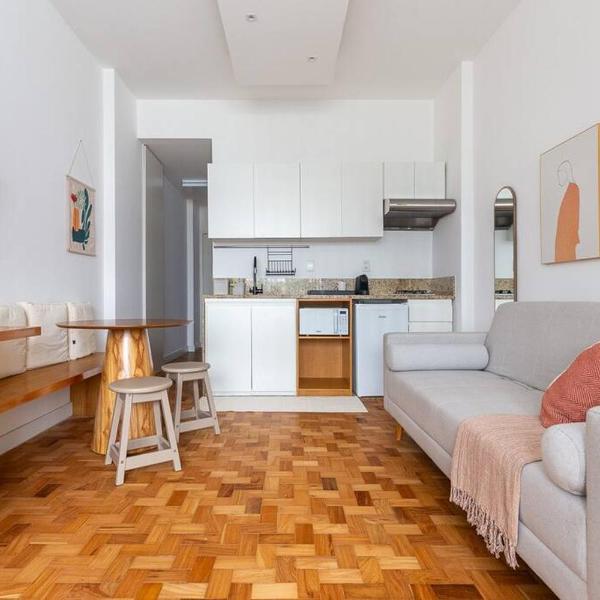 CurtaCopacabana: Studio novo, completo, 3qds praia - Foto 4