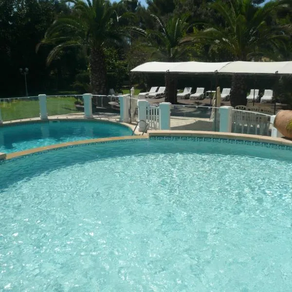 Résidence Royal Palmeraie – hotel w mieście Aubagne
