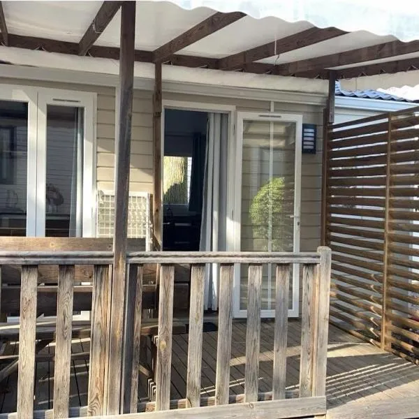 Mobil-home Camping - La Marine - Grau du Roi, hotel v destinaci Le Grau-du-Roi