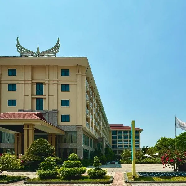 Muong Thanh Holiday Hoi An Hotel, hótel í Thăng Bình