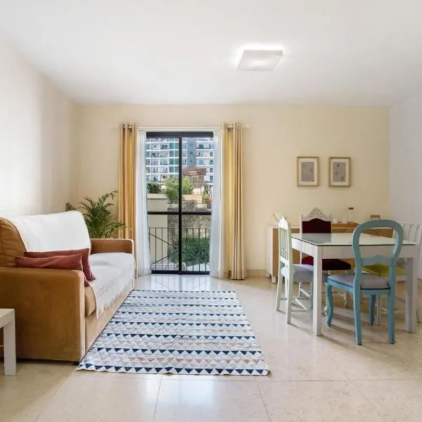 Forum T0 Plus, khách sạn ở Ilhéu do Gorgulho